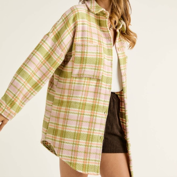 Oversized Shacket Flannel - Picture 5 of 6